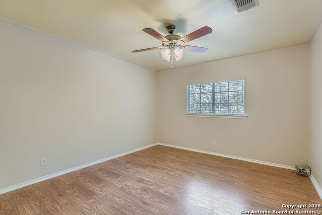 Image 19 of 27 For 5803 Spring Pebble