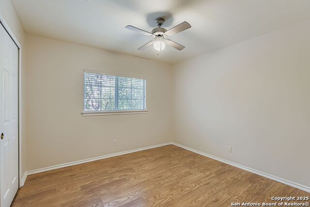 Image 21 of 27 For 5803 Spring Pebble