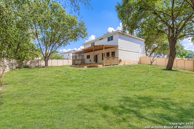 Image 26 of 27 For 5803 Spring Pebble