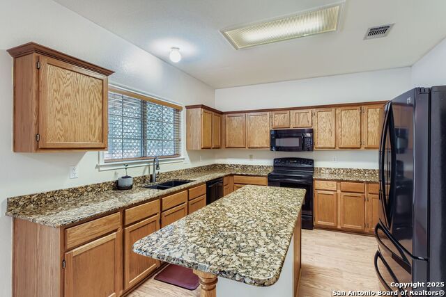 Image 9 of 27 For 5803 Spring Pebble