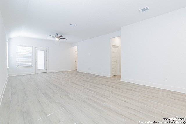 Image 17 of 49 For 25751 Rosey Way