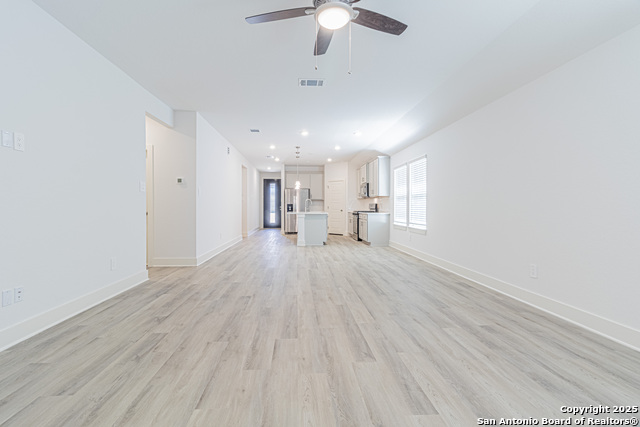 Image 22 of 49 For 25751 Rosey Way