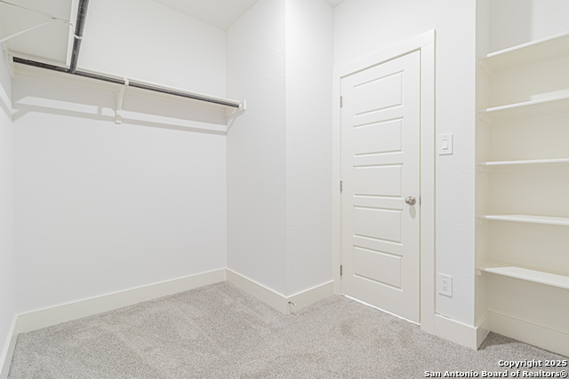 Image 32 of 49 For 25751 Rosey Way