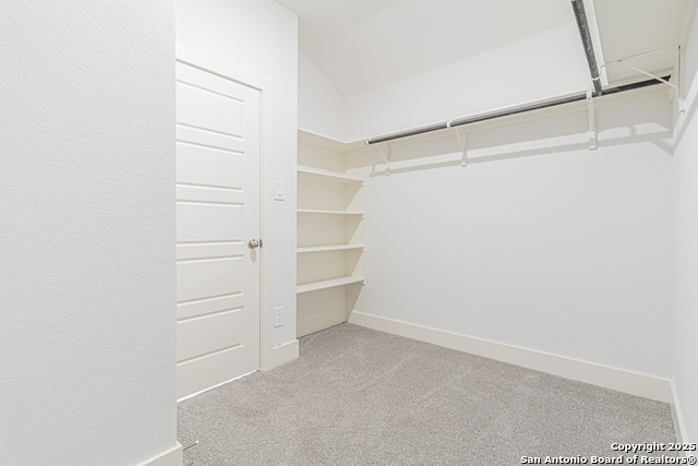 Image 33 of 49 For 25751 Rosey Way