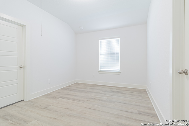 Image 39 of 49 For 25751 Rosey Way