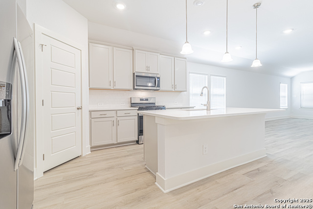 Image 6 of 49 For 25751 Rosey Way