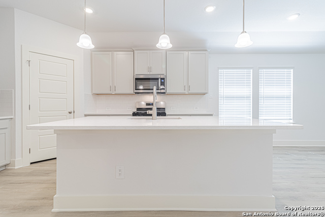 Image 7 of 49 For 25751 Rosey Way