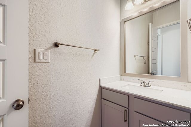 Image 21 of 27 For 4975 Winkler Trail