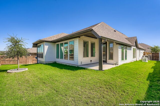 Image 26 of 27 For 4975 Winkler Trail