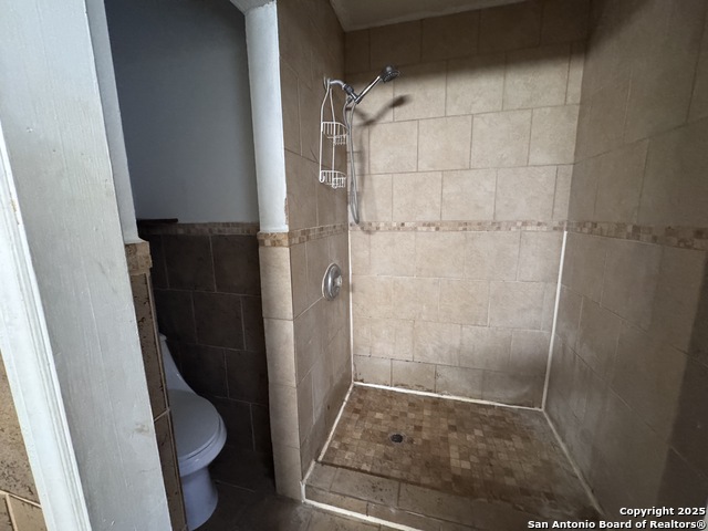 Image 17 of 27 For 1007 Saldana