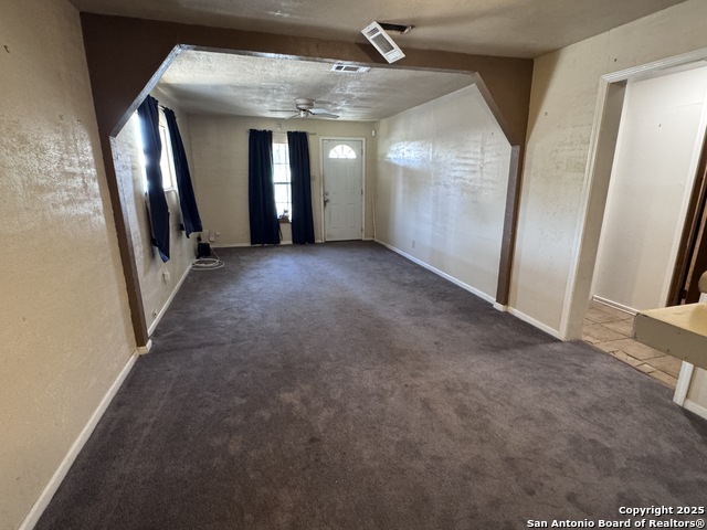 Image 8 of 27 For 1007 Saldana