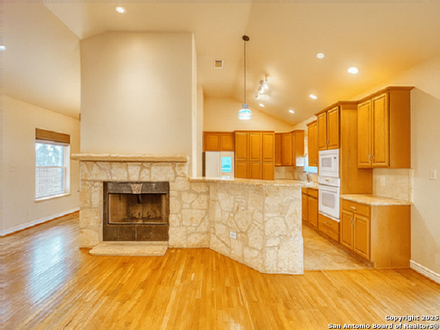 Image 18 of 26 For 412 Moonlight Walk