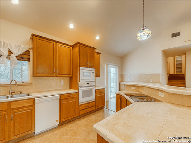 Image 2 of 26 For 412 Moonlight Walk