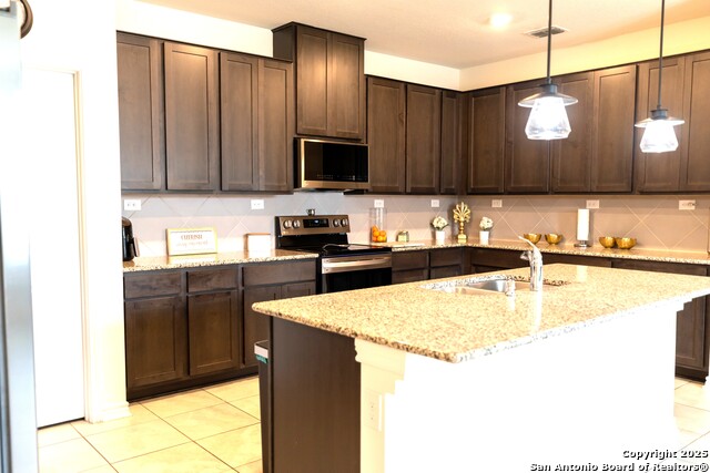 Image 10 of 45 For 105 Colonial