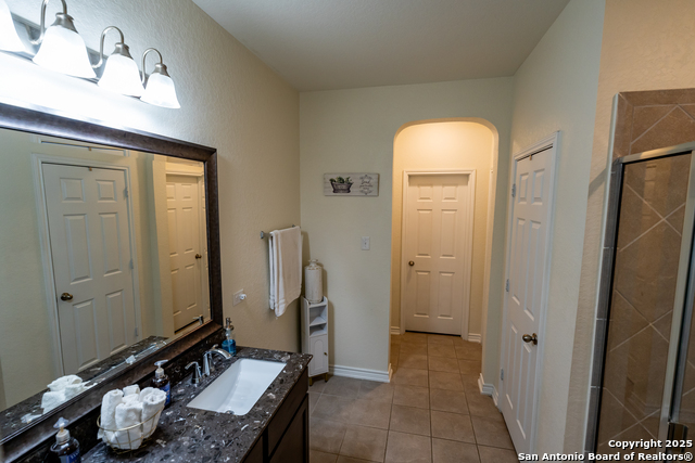 Image 18 of 45 For 105 Colonial