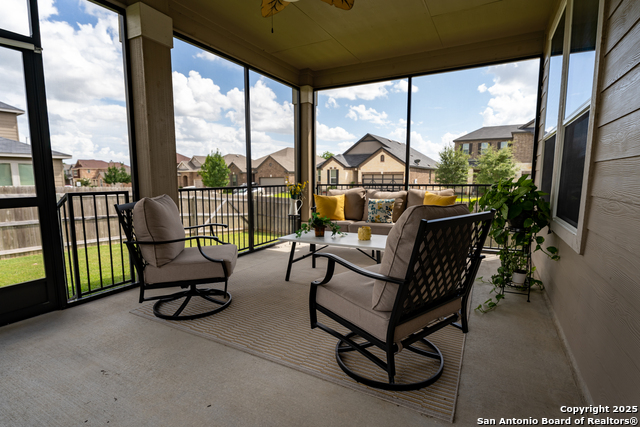 Image 28 of 45 For 105 Colonial