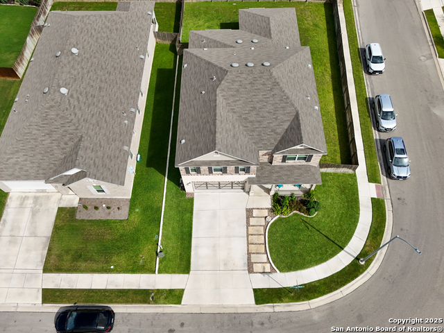 Image 35 of 45 For 105 Colonial