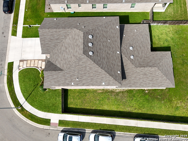 Image 41 of 45 For 105 Colonial