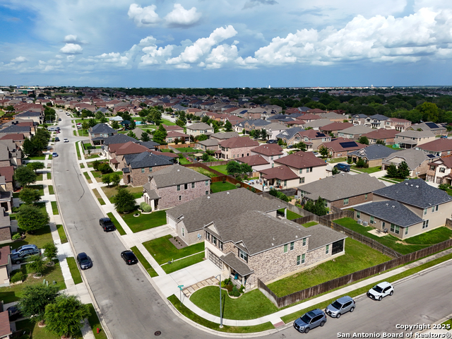 Image 44 of 45 For 105 Colonial