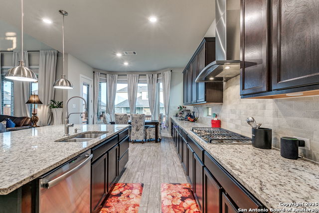 Image 11 of 28 For 2114 Derussy Rd.