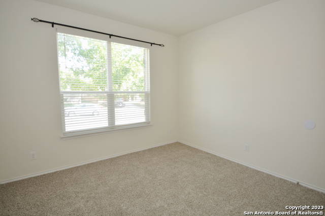 Listing photo id 19 for 121 Landmark Haven
