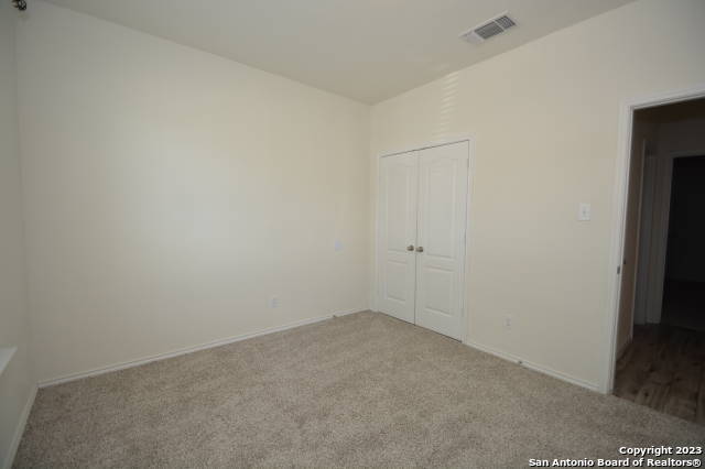 Listing photo id 25 for 121 Landmark Haven