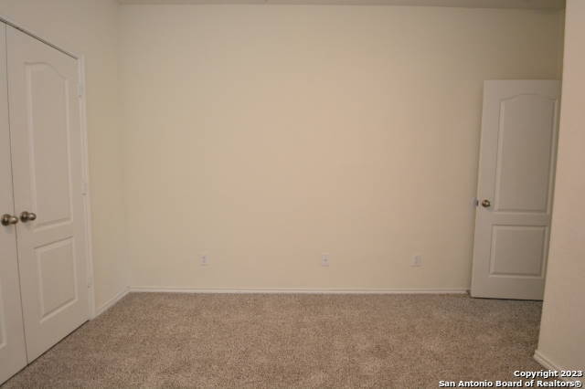 Listing photo id 32 for 121 Landmark Haven