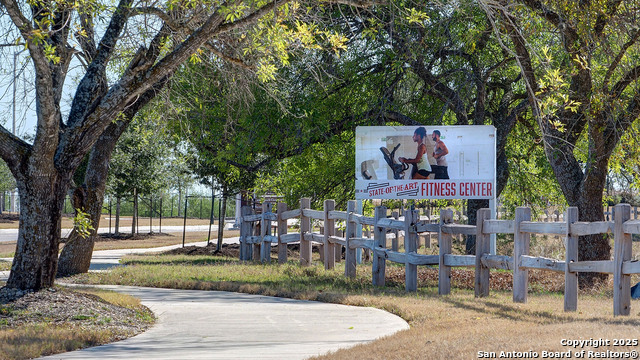 Listing photo id 3 for 3121 Bee Hill