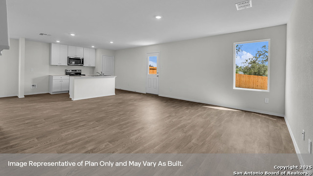 Image 8 of 48 For 447 Low Pasture Trail