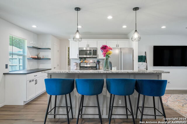 Image 15 of 36 For 3634 Du Barry