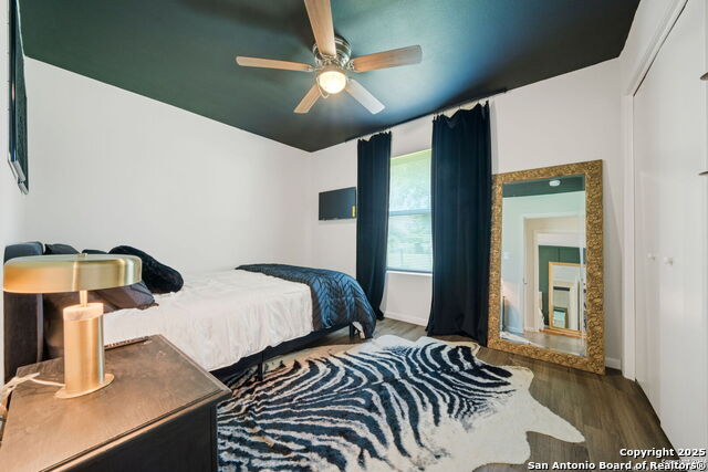 Image 26 of 36 For 3634 Du Barry