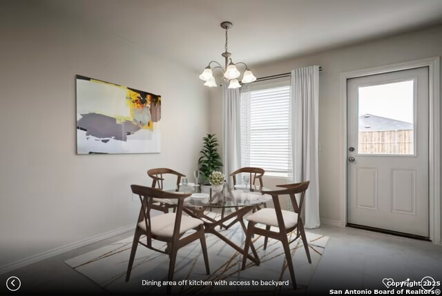 Listing photo id 1 for 113 Lindheimer