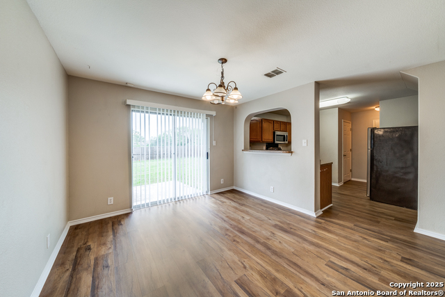 Image 8 of 26 For 6926 Lunar Way