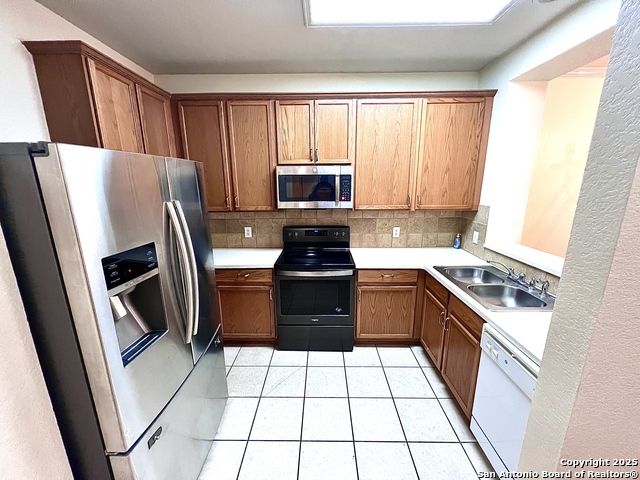 Image 4 of 13 For 2654 Grayson