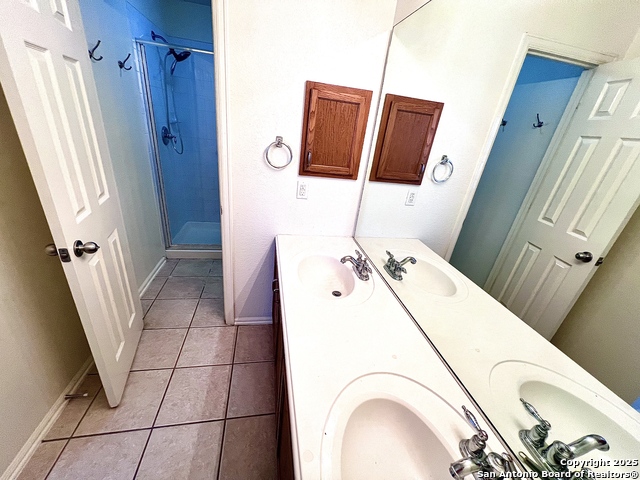 Image 8 of 13 For 2654 Grayson