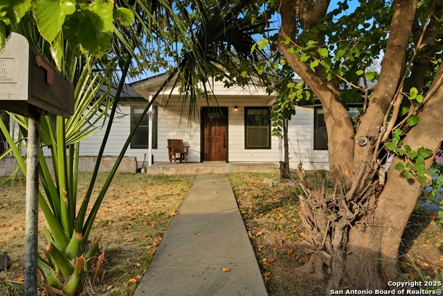 Details for 521 Old Carrizo, Uvalde, TX 78801