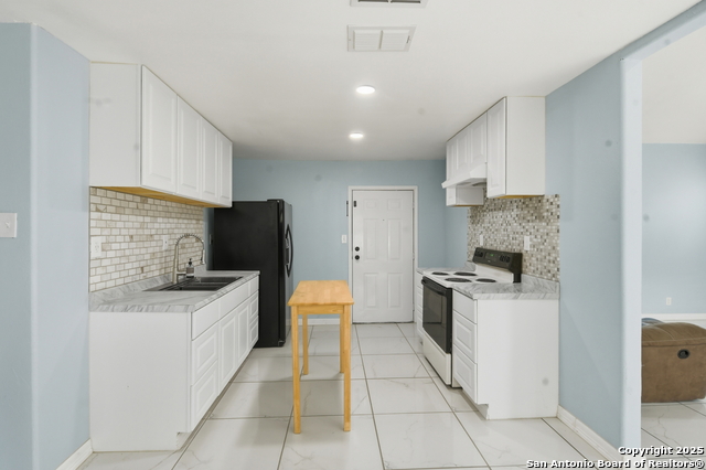 Image 10 of 31 For 521 Old Carrizo