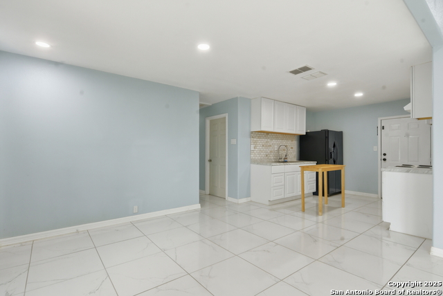 Image 11 of 31 For 521 Old Carrizo