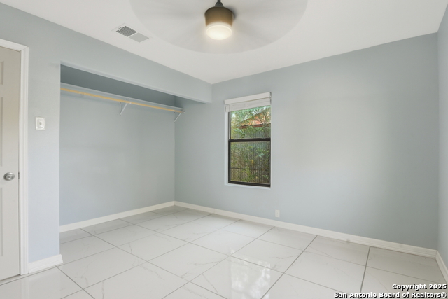 Image 21 of 31 For 521 Old Carrizo