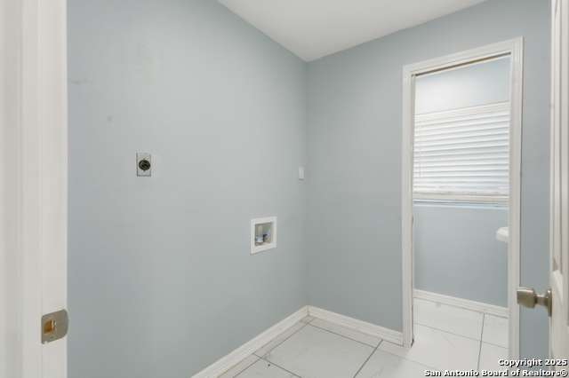 Image 24 of 31 For 521 Old Carrizo