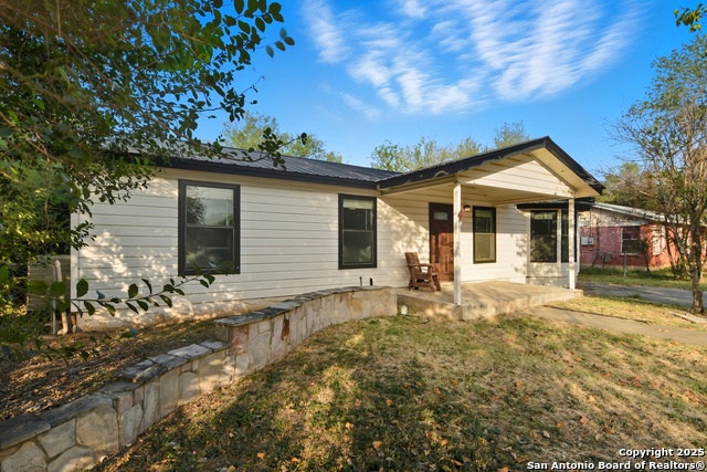 Image 3 of 31 For 521 Old Carrizo