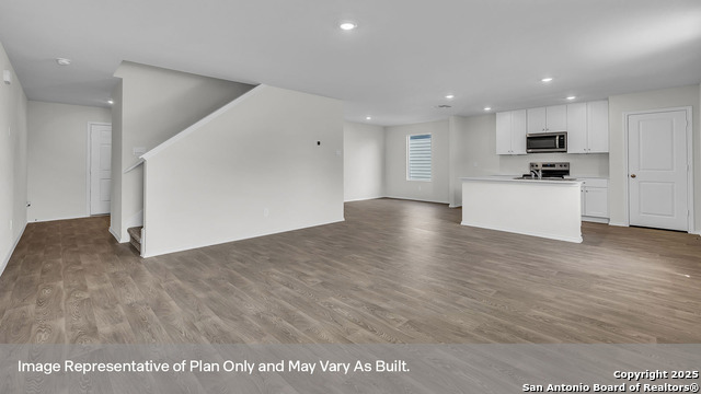 Image 6 of 48 For 441 Low Pasture Trail