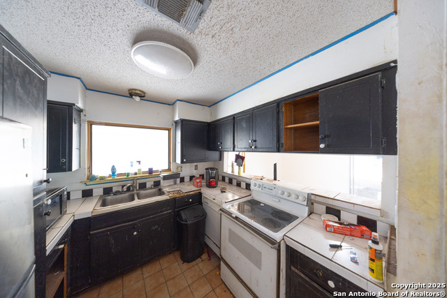 Image 19 of 41 For 155 Englehart