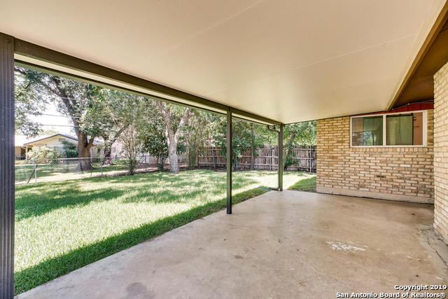 Image 20 of 25 For 10506 Luzon Dr