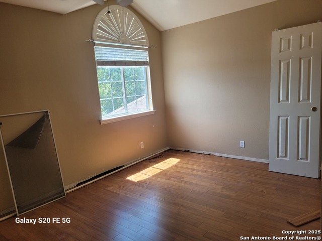 Image 15 of 18 For 17050 Darlington