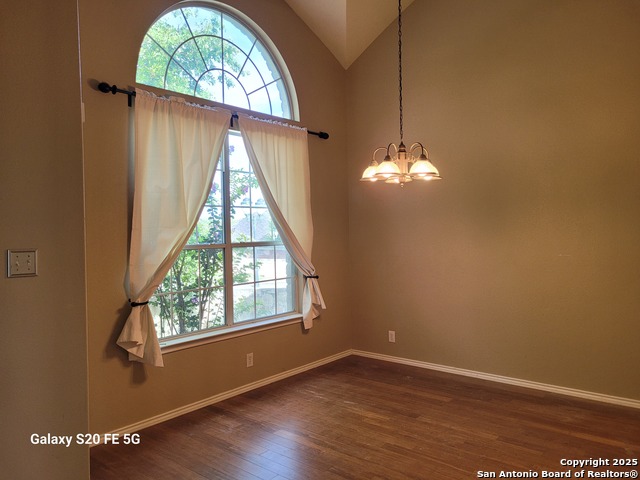 Image 4 of 18 For 17050 Darlington