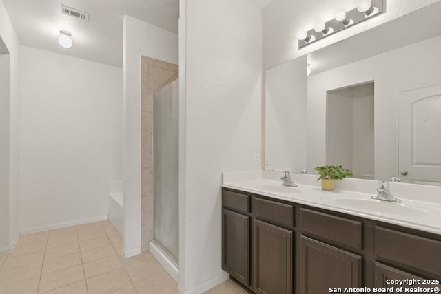 Image 15 of 32 For 6023 Pleasant Lake