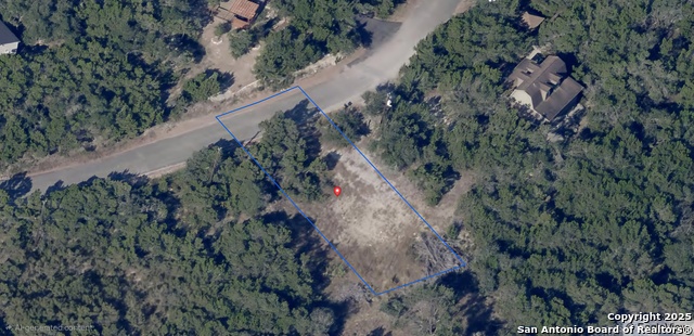 Listing photo id 3 for 813 Valley Rdg