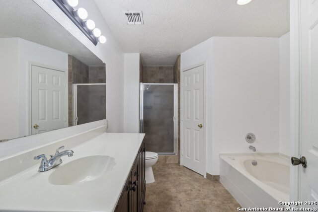 Listing photo id 20 for 345 Cypressfox