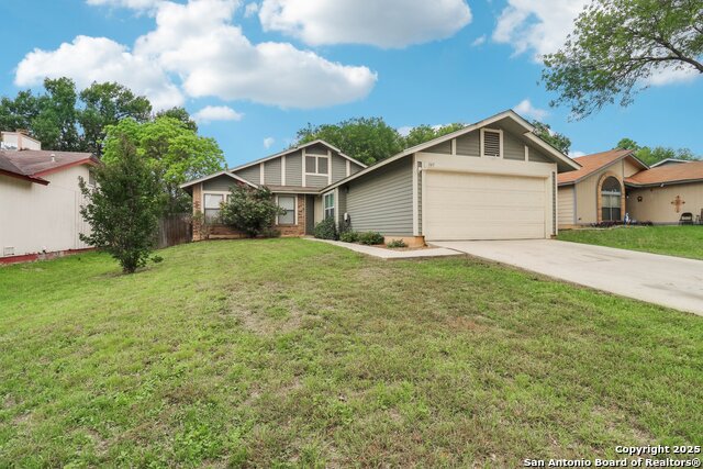 Listing photo id 27 for 345 Cypressfox